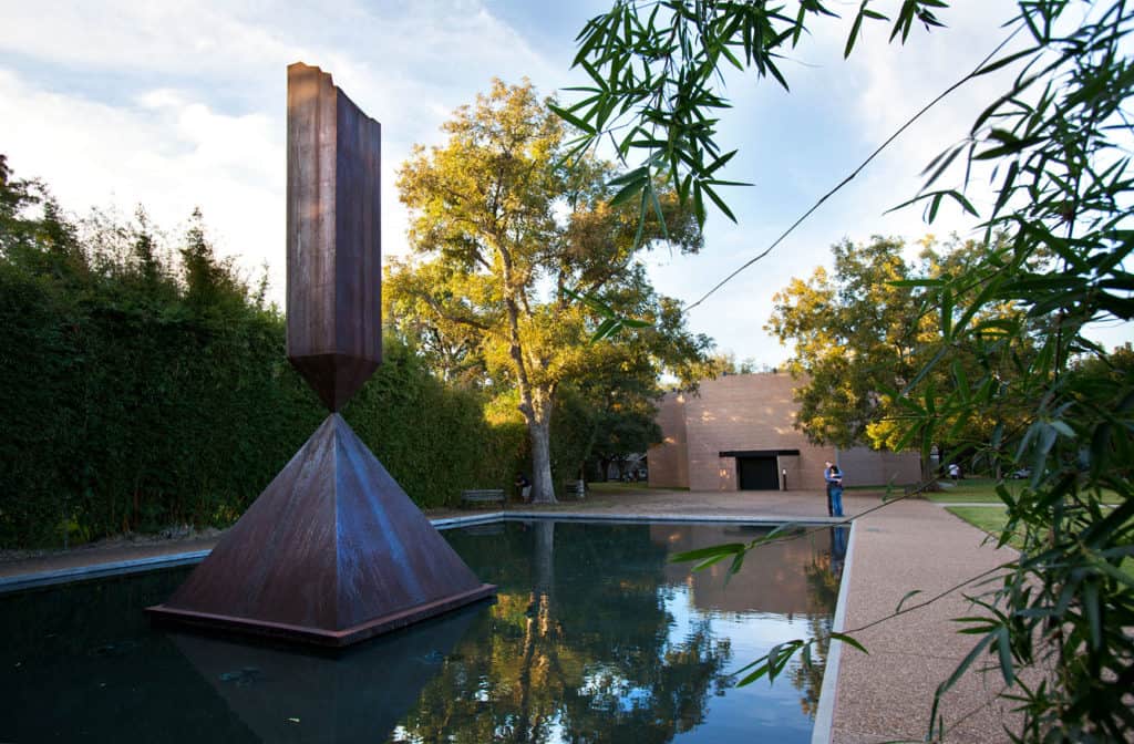 The modernist exterior of the Rothko Chapel